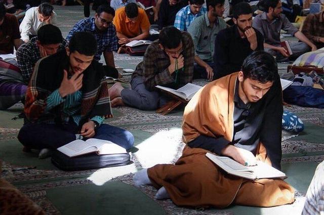 حداکثر هزینه دریافتی برای ثبتنام اعتکاف رجبیه در استان یزد تعیین شد